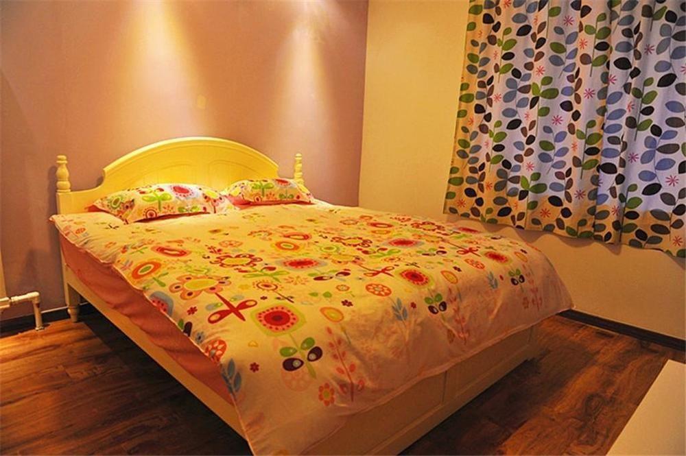 Dalian Buzz Light Year Youth Hostel Esterno foto